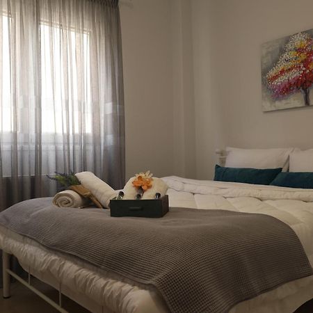 Eirini'S Cozy Place Katerini Bagian luar foto